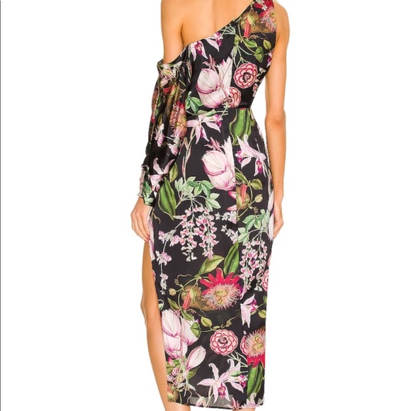 Walk This Way Dress - Picture 3 of 11